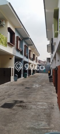 Hunian Nyaman Asri 3 KT Siap Pakai di Pondok Kelapa Jakarta Timur Hunian Nyaman Asri 3 KT Siap Pakai di Pondok Kelapa Jakarta Timur