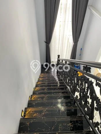 Rumah Modern Cantik 3 KT Siap Huni di Ciracas Rumah Modern Cantik 3 KT Siap Huni di Ciracas