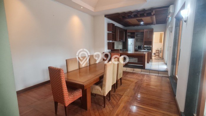 Rumah Eksklusif Siap Huni LT 753m2 di Menteng, Jakarta Pusat Rumah Eksklusif Siap Huni LT 753m2 di Menteng, Jakarta Pusat