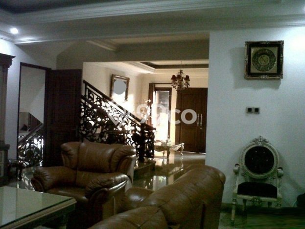 Dijual Rumah Luas Megah Dengan View Eksklusif di Rawamangun, Jakarta Timur Dijual Rumah Luas Megah Dengan View Eksklusif di Rawamangun, Jakarta Timur