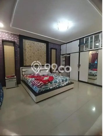 Dijual Rumah Luas Megah Dengan View Cantik di Pondok Kelapa, Jakarta Timur Dijual Rumah Luas Megah Dengan View Cantik di Pondok Kelapa, Jakarta Timur