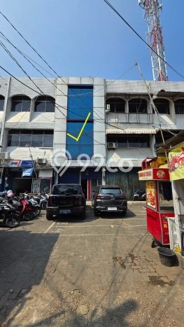 Unit Ruko Dijual di Jakarta Timur LT 119m2 & LB 350m2 Unit Ruko Dijual di Jakarta Timur LT 119m2 & LB 350m2
