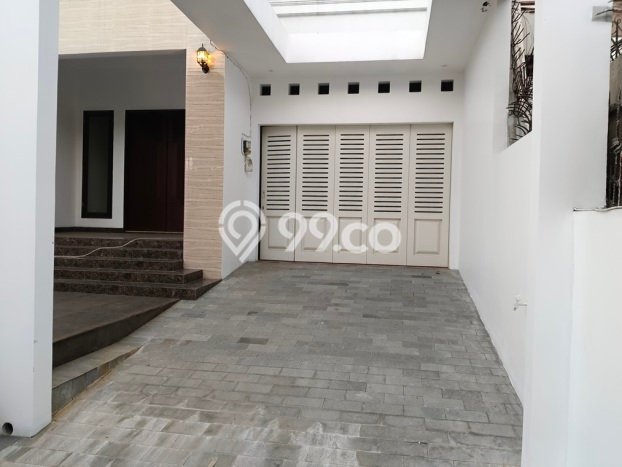 Dijual Rumah Premium dengan Fasilitas Sekitar Lengkap di Duren Sawit, Jakarta Timur Dijual Rumah Premium dengan Fasilitas Sekitar Lengkap di Duren Sawit, Jakarta Timur