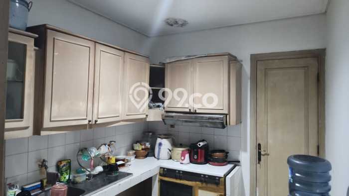 For Sale! Luxury House LT 413m2 Desain Modern di Pulomas For Sale! Luxury House LT 413m2 Desain Modern di Pulomas