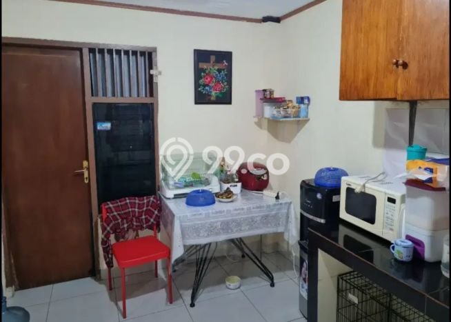 Jual Segera Rumah LT 120m² di Lokasi Strategis, Jakarta Barat Jual Segera Rumah LT 120m² di Lokasi Strategis, Jakarta Barat