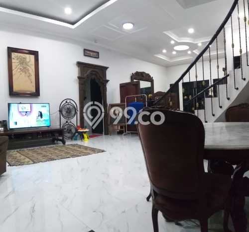 Siap Huni Rumah Mewah 5 Kamar di Ciputat Dekat ke Mana Pun Siap Huni Rumah Mewah 5 Kamar di Ciputat Dekat ke Mana Pun