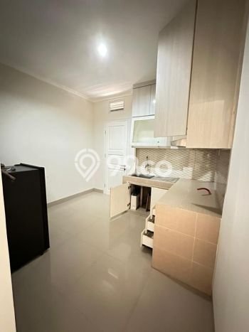 Disewakan! Rumah 3 Kamar Tidur &
2 Kamar Mandi di gading serpong samara village, Tangerang Disewakan! Rumah 3 Kamar Tidur &
2 Kamar Mandi di gading serpong samara village, Tangerang