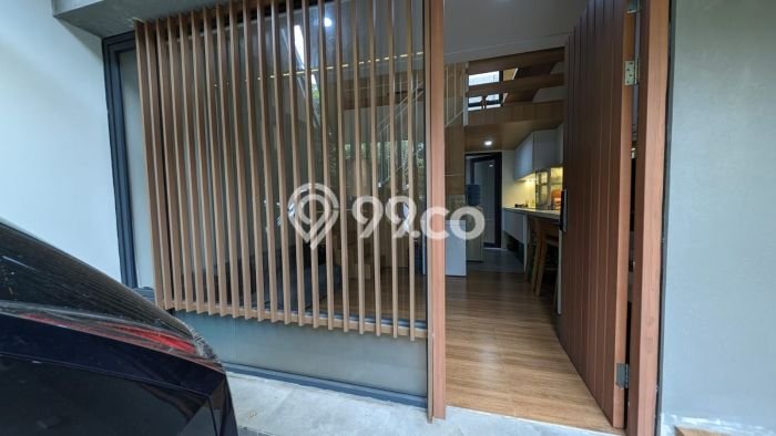 Jarang Ada! Rumah Sewa 2 Kamar Bagus Siap Huni BSD Jarang Ada! Rumah Sewa 2 Kamar Bagus Siap Huni BSD