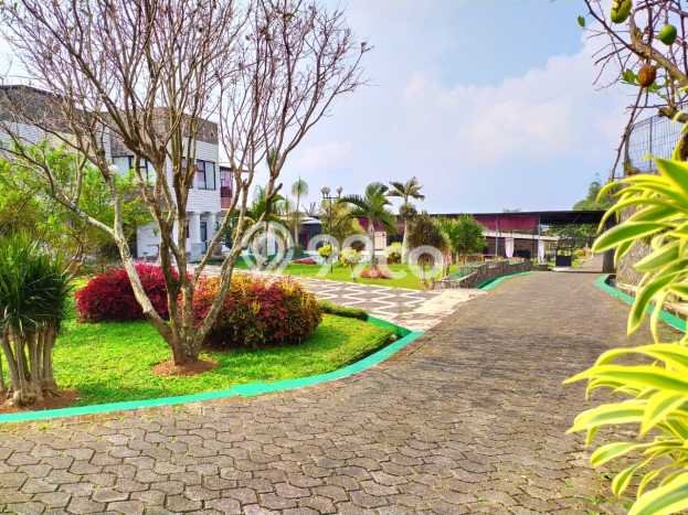 LOKASI STRATEGIS! Vila di , Area 9273m2m², Lokasi Strategis LOKASI STRATEGIS! Vila di , Area 9273m2m², Lokasi Strategis