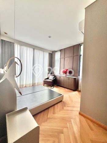 Rumah Mewah LB 349m2 Siap Huni Desain Elegan di BSD, Tangerang Rumah Mewah LB 349m2 Siap Huni Desain Elegan di BSD, Tangerang