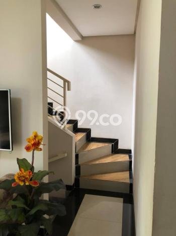 Jual Rumah Minimalis Bagus Punya 3 KT di Serpong Tangerang Selatan SHM Jual Rumah Minimalis Bagus Punya 3 KT di Serpong Tangerang Selatan SHM