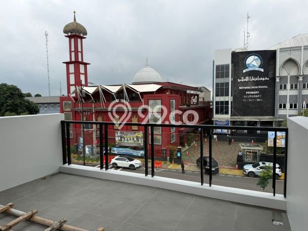 Ruko Bagus Dijual di Gading Serpong Tangerang Strategis Cocok untuk Kembangkan Bisnis Ruko Bagus Dijual di Gading Serpong Tangerang Strategis Cocok untuk Kembangkan Bisnis