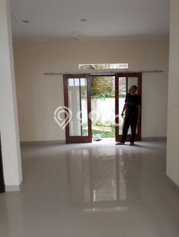 di Jalan Permana, Cimahi di Jalan Permana, Cimahi