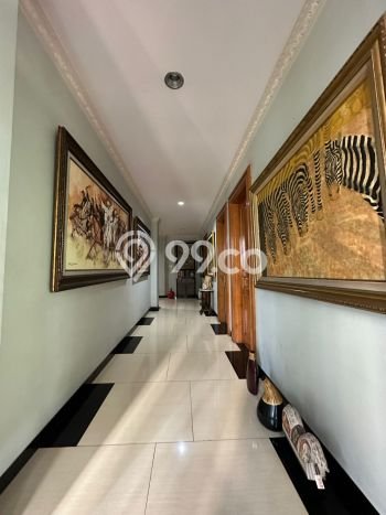 Hunian Mewah LB 1000m2 Siap Pakai Desain Elegan di Kemang, Jakarta Selatan Hunian Mewah LB 1000m2 Siap Pakai Desain Elegan di Kemang, Jakarta Selatan