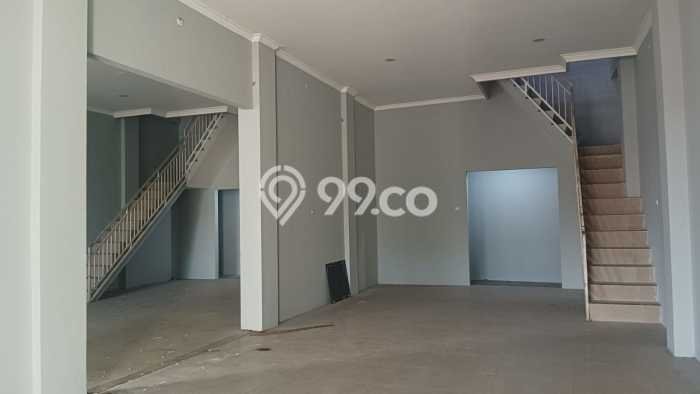 Disewakan Ruko komersial di Ciracas luas bangunan 264m2 Disewakan Ruko komersial di Ciracas luas bangunan 264m2