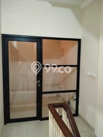 FOR SALE! Ruko di Bekasi Selatan Bekasi, LT 54m2, LB 135m2 FOR SALE! Ruko di Bekasi Selatan Bekasi, LT 54m2, LB 135m2