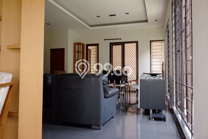 Ready to Use! Luxury House LT 184m2 Desain Elegan di Rawamangun Ready to Use! Luxury House LT 184m2 Desain Elegan di Rawamangun