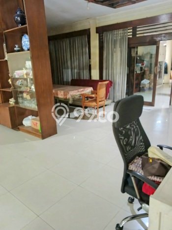 Siap Huni Rumah Mewah 6 Kamar di Pulo Gadung Dekat ke Mana Saja Siap Huni Rumah Mewah 6 Kamar di Pulo Gadung Dekat ke Mana Saja