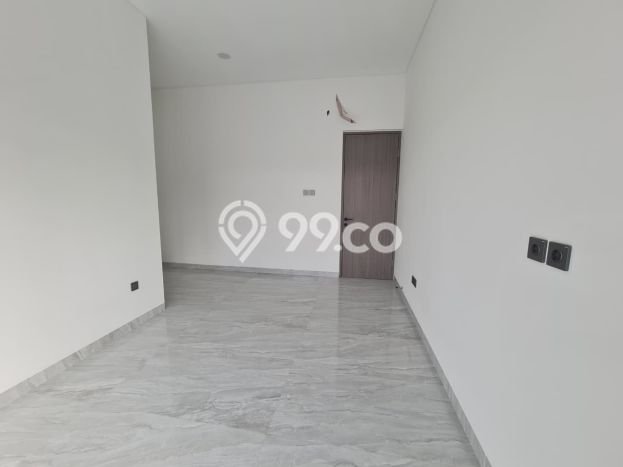 Rumah Elit Modern Tanpa Renovasi di Kedoya Baru Jakarta Barat Rumah Elit Modern Tanpa Renovasi di Kedoya Baru Jakarta Barat