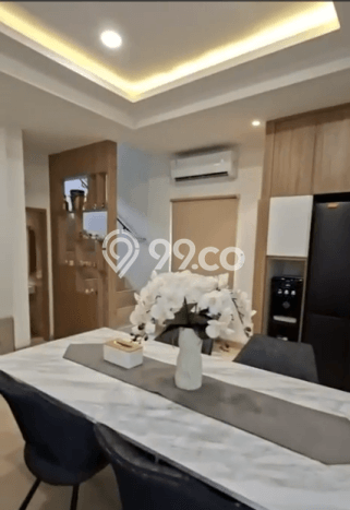 Disewakan Cepat Rumah Kondisi Bagus di Kawasan BSD, Tangerang Selatan Disewakan Cepat Rumah Kondisi Bagus di Kawasan BSD, Tangerang Selatan