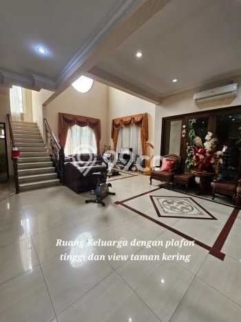 Rumah Elit Modern Siap Huni di BSD Tangerang Rumah Elit Modern Siap Huni di BSD Tangerang