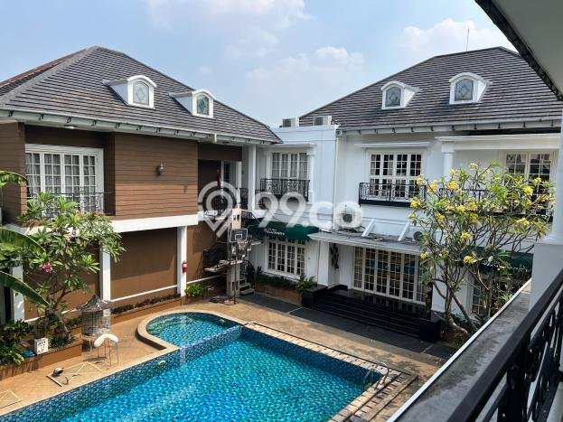 For Sale Rumah Mewah Exclusive di Ciputat, Tangerang Selatan For Sale Rumah Mewah Exclusive di Ciputat, Tangerang Selatan