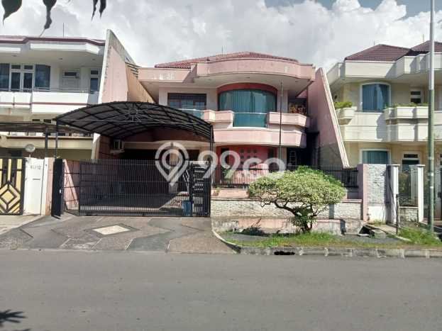 Siap Huni Rumah Mewah 4 Kamar di Kembangan Dekat ke Mana Saja Siap Huni Rumah Mewah 4 Kamar di Kembangan Dekat ke Mana Saja