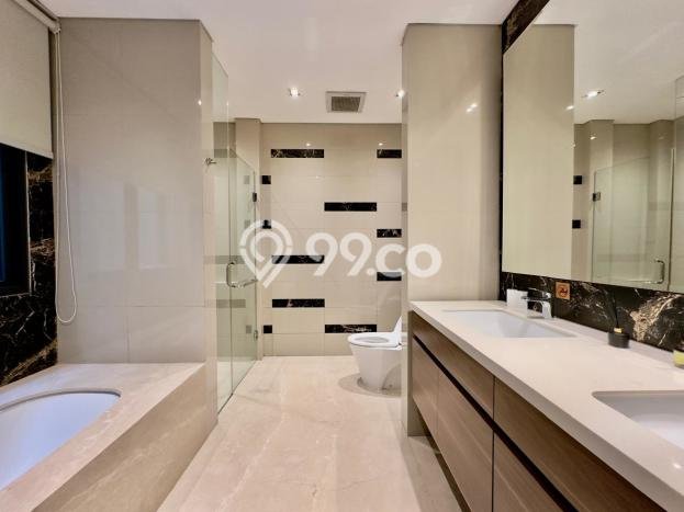 Rumah Elit LB 595m2 Siap Pakai Desain Elegan di BSD, Tangerang Rumah Elit LB 595m2 Siap Pakai Desain Elegan di BSD, Tangerang
