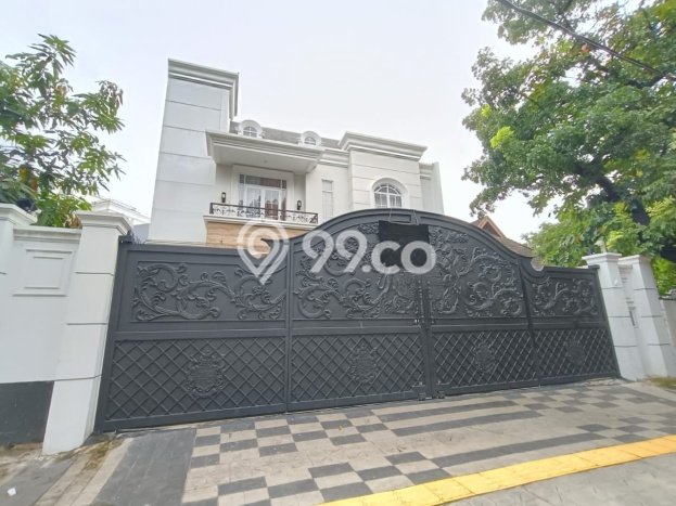 Rumah Eksklusif Siap Huni LT 318m2 di Menteng, Jakarta Pusat Rumah Eksklusif Siap Huni LT 318m2 di Menteng, Jakarta Pusat