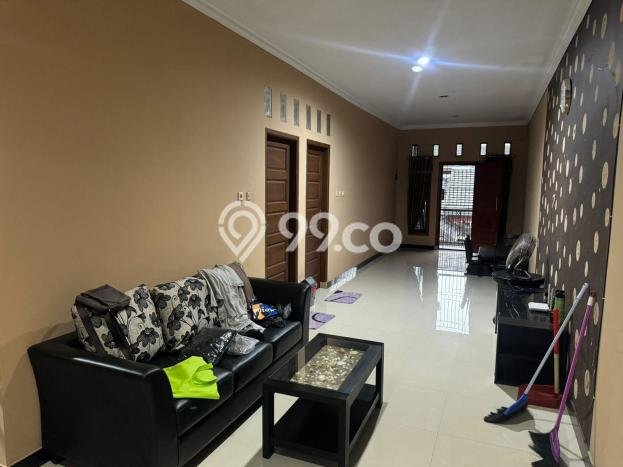 Rumah Luas Asri 4 KT Siap Pakai di Alam Sutera Tangerang Rumah Luas Asri 4 KT Siap Pakai di Alam Sutera Tangerang