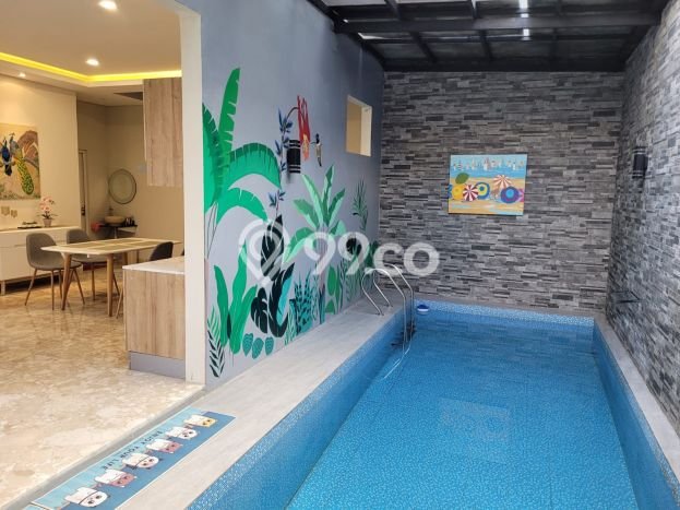 Rumah Mewah LB 180m2 Siap Huni Desain Elegan di Gading Serpong, Tangerang Rumah Mewah LB 180m2 Siap Huni Desain Elegan di Gading Serpong, Tangerang