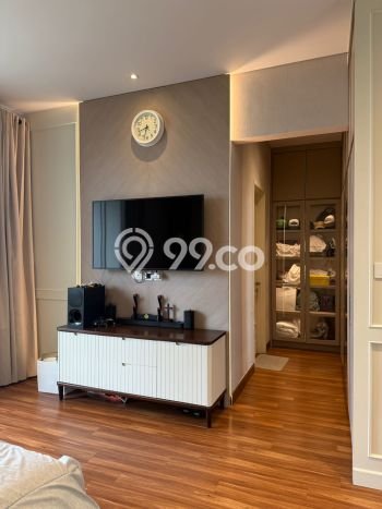 Hunian Mewah LB 263m2 Siap Pakai Desain Elegan di Gading Serpong, Tangerang Hunian Mewah LB 263m2 Siap Pakai Desain Elegan di Gading Serpong, Tangerang