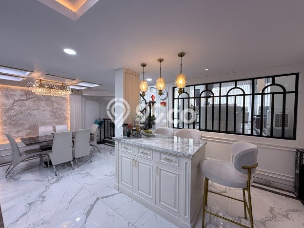 Dijual Rumah Luas Megah Dengan View Eksklusif di Tanjung Duren, Jakarta Barat Dijual Rumah Luas Megah Dengan View Eksklusif di Tanjung Duren, Jakarta Barat
