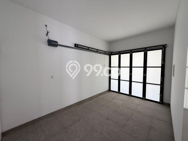 Rumah Luxury Modern Tanpa Renovasi di Gading Serpong Tangerang Rumah Luxury Modern Tanpa Renovasi di Gading Serpong Tangerang