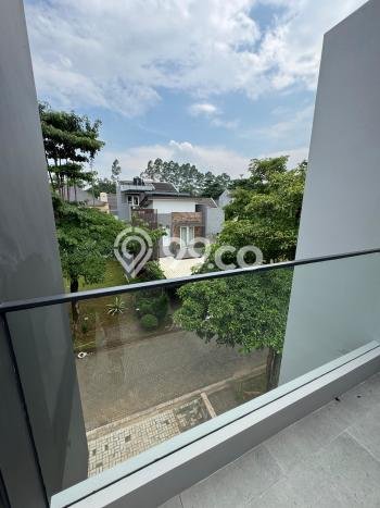 Hunian Elit LB 260m2 Siap Pakai Desain Elegan di BSD, Tangerang Hunian Elit LB 260m2 Siap Pakai Desain Elegan di BSD, Tangerang