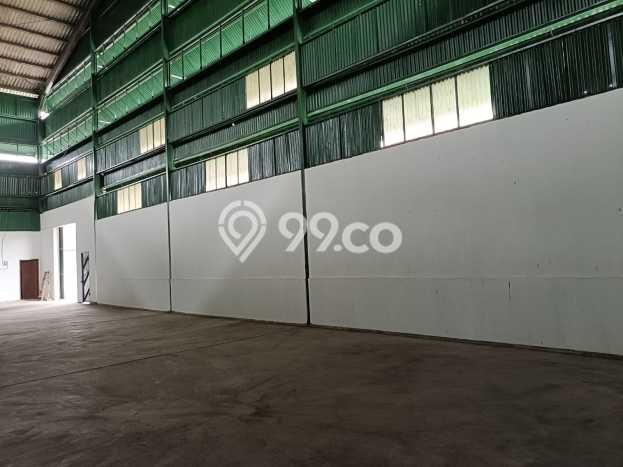 Gudang Disewa di Tangerang dengan LB 770m2 Area Komersial Ramai Gudang Disewa di Tangerang dengan LB 770m2 Area Komersial Ramai