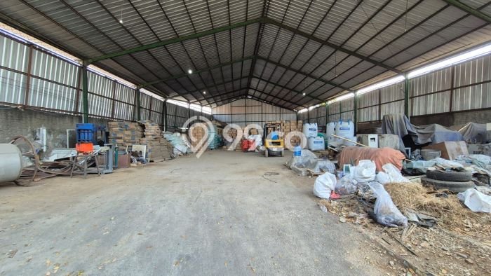 Unit Gudang Dijual di Jatiwangi Majalengka Luas Bangunan 899m2 Unit Gudang Dijual di Jatiwangi Majalengka Luas Bangunan 899m2
