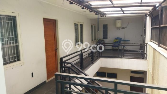 Rumah Minimalis 3 KT LT 205m2 di Moch Toha Rumah Minimalis 3 KT LT 205m2 di Moch Toha