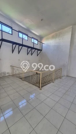 Area Strategis! Disewakan Ruko Lokasi Kejaksan, Cirebon Cocok untuk Bisnis Area Strategis! Disewakan Ruko Lokasi Kejaksan, Cirebon Cocok untuk Bisnis