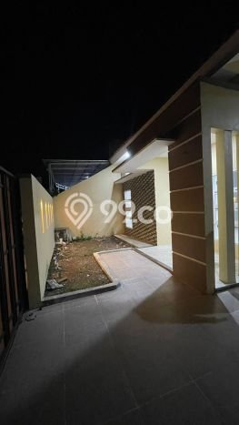 UNIT SPESIAL! Rumah di Perumnas, 3 KT, Akses Pusat Kota, LT 181m² LB 160m² UNIT SPESIAL! Rumah di Perumnas, 3 KT, Akses Pusat Kota, LT 181m² LB 160m²