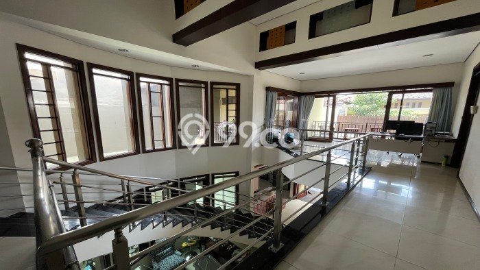 Best Deal Hunian Mewah Ideal dan Luas di Batununggal, Bandung Best Deal Hunian Mewah Ideal dan Luas di Batununggal, Bandung