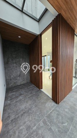 Dijual Rumah Mewah Elegan Dengan View Cantik di Setra Duta, Bandung Dijual Rumah Mewah Elegan Dengan View Cantik di Setra Duta, Bandung