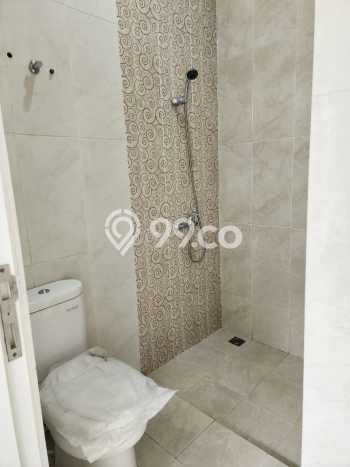 Rumah Modern 3 Kamar LT 170m2 di Taman Kopo Indah Rumah Modern 3 Kamar LT 170m2 di Taman Kopo Indah