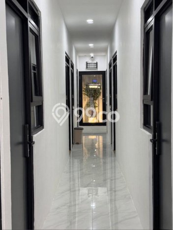 Jual Rumah Mewah Megah Dengan View Eksklusif di Kemanggisan, Jakarta Barat Jual Rumah Mewah Megah Dengan View Eksklusif di Kemanggisan, Jakarta Barat