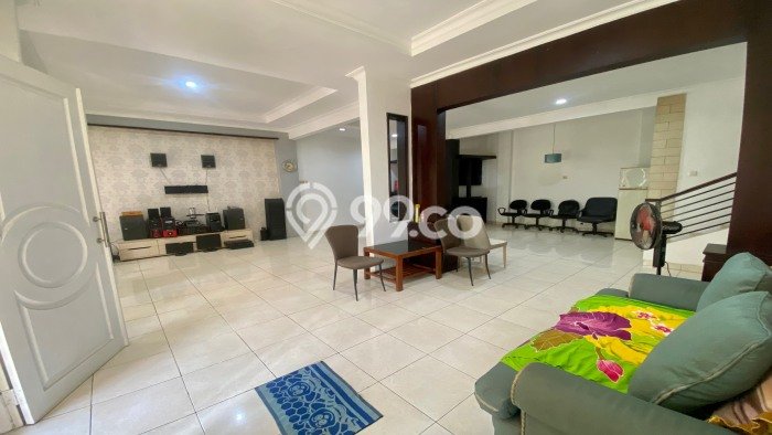 Rumah Modern 4 Kamar LT 150m2 di Harapan Indah Rumah Modern 4 Kamar LT 150m2 di Harapan Indah