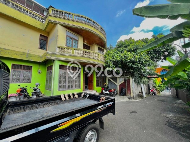 Dijual Kost Strategis di Ciputat, Tangerang Selatan 37 KT, 37 KM, Luas Bangunan 550m2 Dijual Kost Strategis di Ciputat, Tangerang Selatan 37 KT, 37 KM, Luas Bangunan 550m2