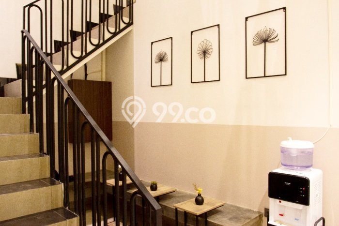 Kost Dijual di Grogol dengan 25 KT dan Luas 650m2 Kost Dijual di Grogol dengan 25 KT dan Luas 650m2