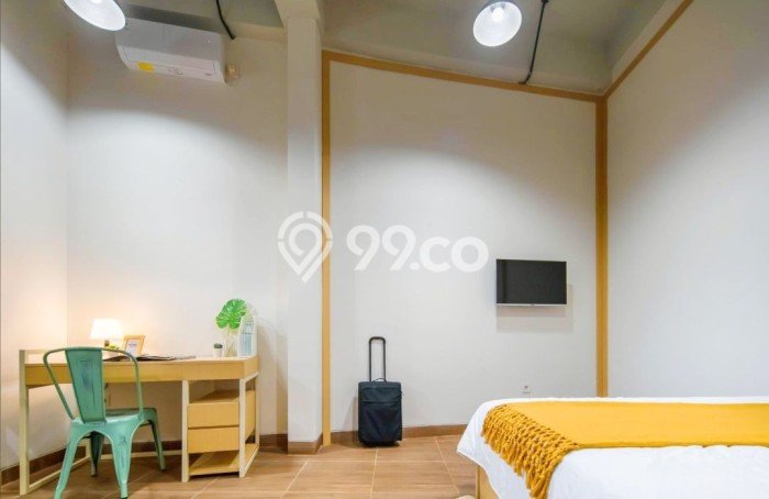 Unit Kost Dijual di Kemanggisan dengan 46 Kamar Kawasan Ramai Unit Kost Dijual di Kemanggisan dengan 46 Kamar Kawasan Ramai