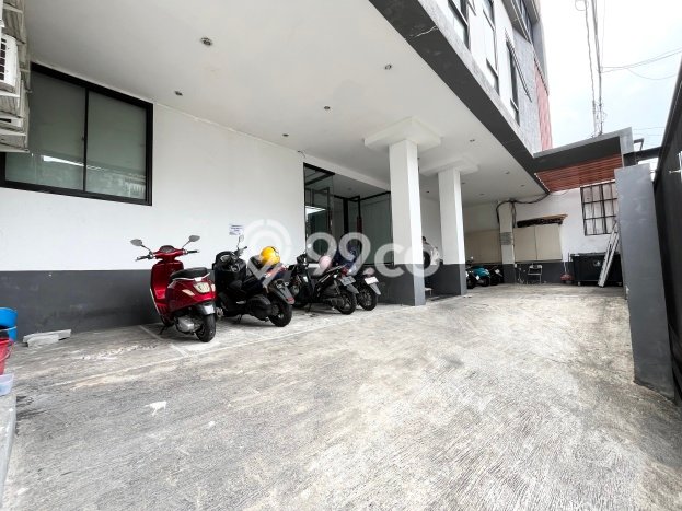 Kost untuk Dijual di Kemanggisan Punya 46 Kamar Kost untuk Dijual di Kemanggisan Punya 46 Kamar