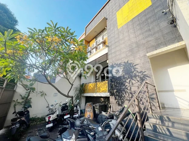 Unit Kost Dijual di Kemanggisan dengan 20 Kamar Kawasan Strategis Unit Kost Dijual di Kemanggisan dengan 20 Kamar Kawasan Strategis